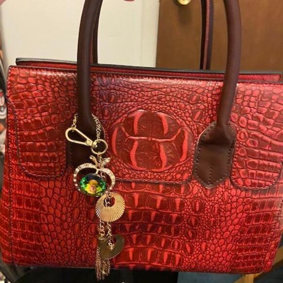 Neiman Marcus Wine Red Croc Embossed PU Leather Reverie Bag - Picture 2 of 4